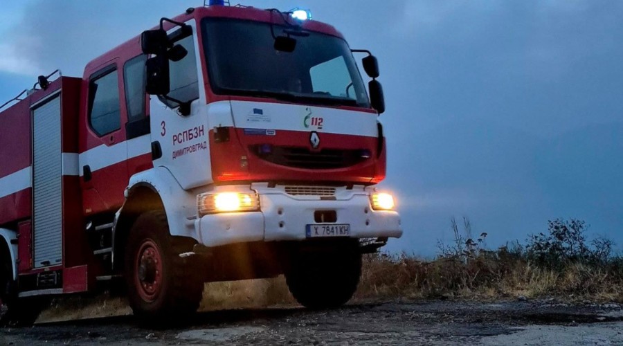 Пожар в жилищен блок в Казанлък